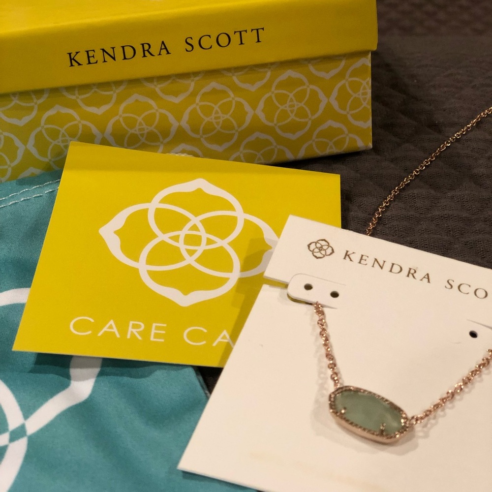 NWT Kendra Scott Elisa Necklace